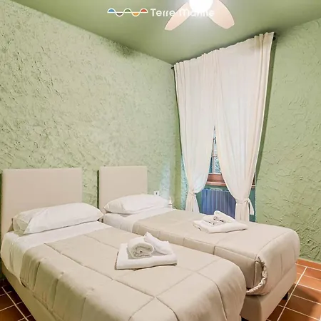 Hublot, Terre Marine Lejlighed